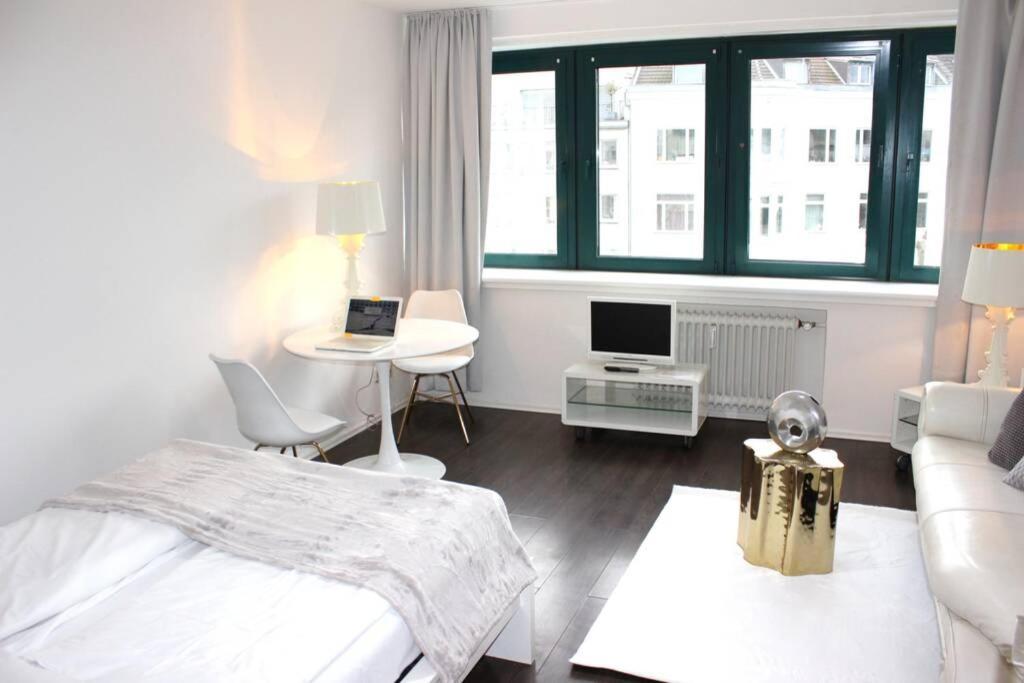 A-partment • Koeln- Mediapark Köln