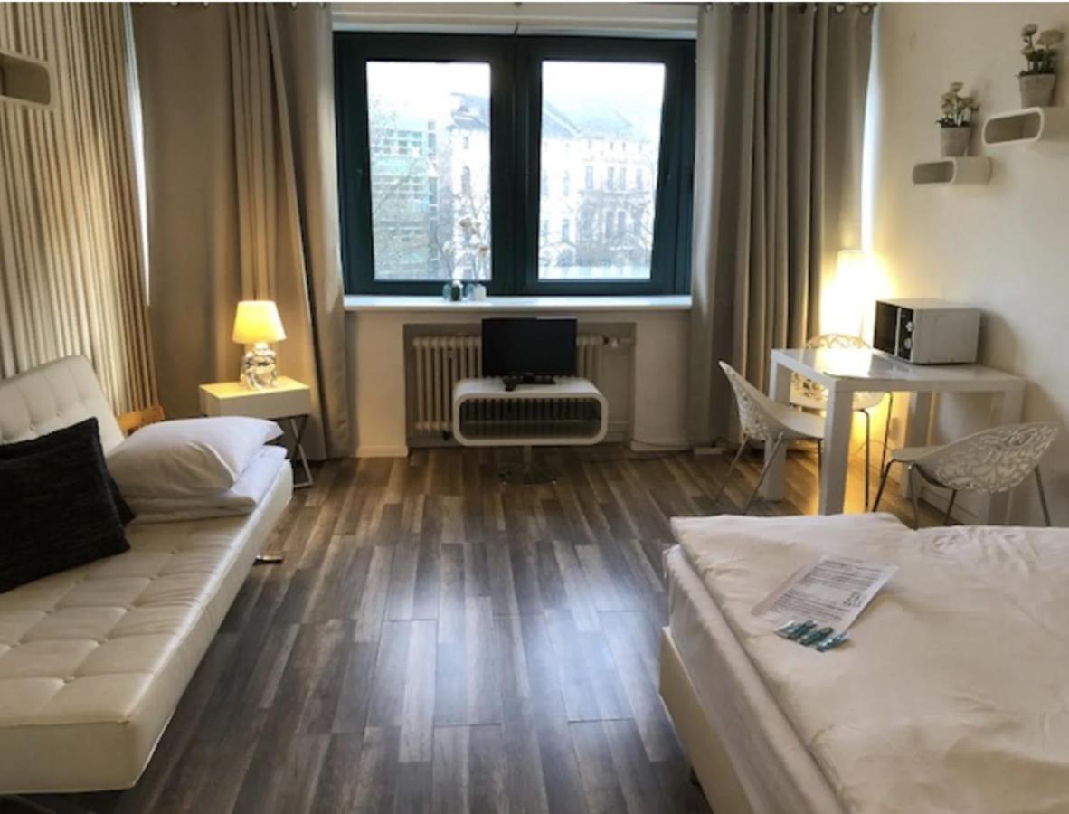 A-partment • Koeln- Mediapark Apartment